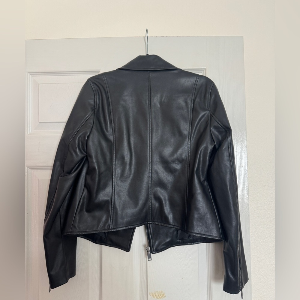 LIKE NEW GAP Faux Leather Jacket - Picture 3 of 4
